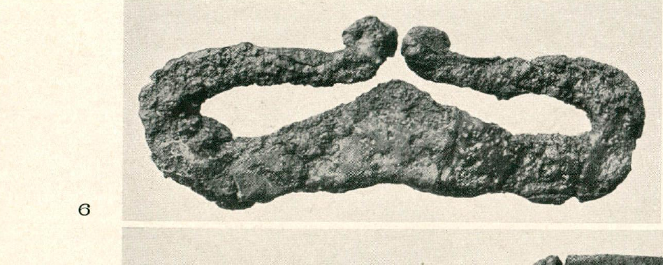 Original zu Typ 2: Birka, Grab Bj 727 — Feuerstahl mit eingerollten Enden, Länge 8 cm (Arbman 1943, Taf. 144:6)