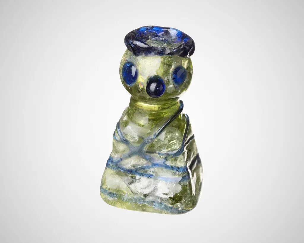Glas-Spielkönig, Birka Bj 750 (SHM 107786_HST) – Einzelaufnahme. Foto: Ola Myrin, Historiska museet/SHM, CC BY 4.0